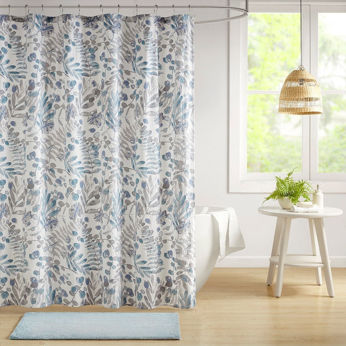 Shower Curtains, Bath Ensembles & Bath Hardware